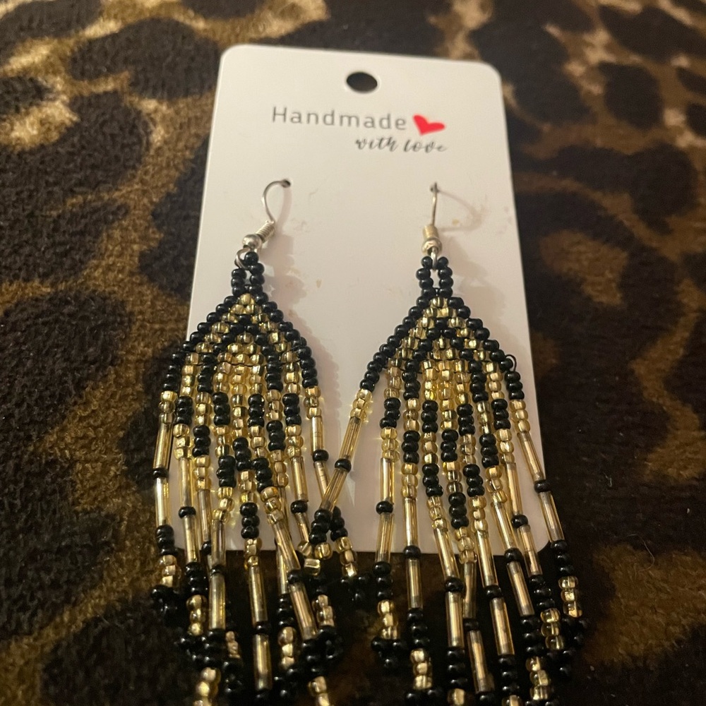 Handmade Black and Gold Beaded Earrings New”